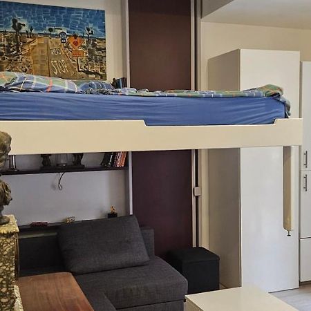Studio 22M2 A Ivry/Seine-A 200 Metres De Paris. Proche Metro 7 Zewnętrze zdjęcie